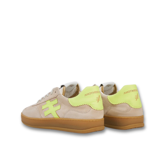 Iconic II Sneaker